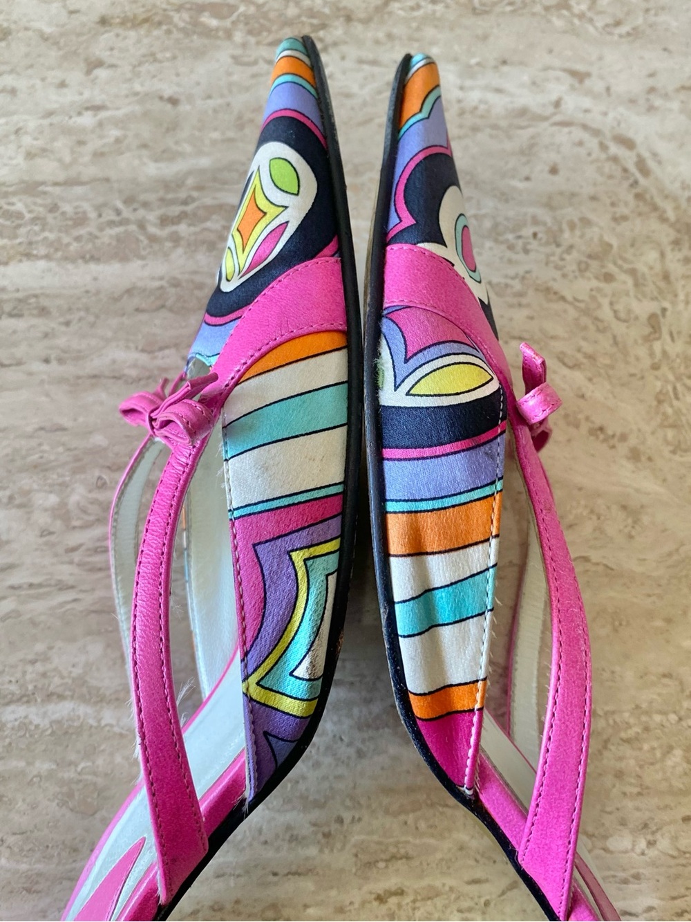 Vintage Emilio Pucci Abstract Print Bow Mule Heels - Picture 6 of 11